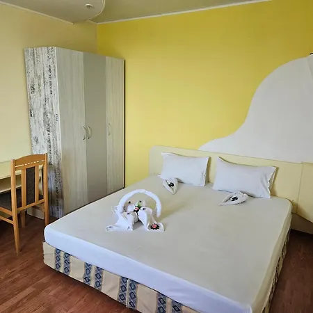 Paralax 2* וארנה