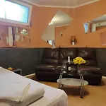 паралакс Хотел 2*