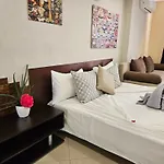 паралакс Хотел