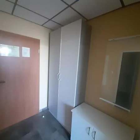 Paralax Hotel 2*
