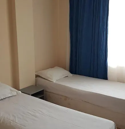 Paralax Hotel