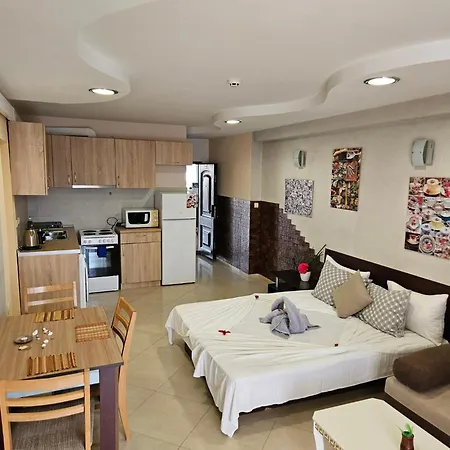 Paralax Hotell 2*