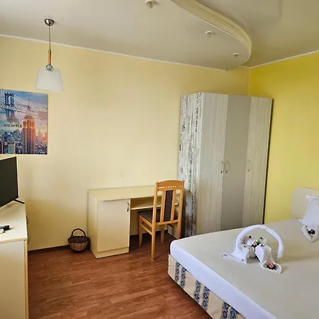 Paralax Hotel