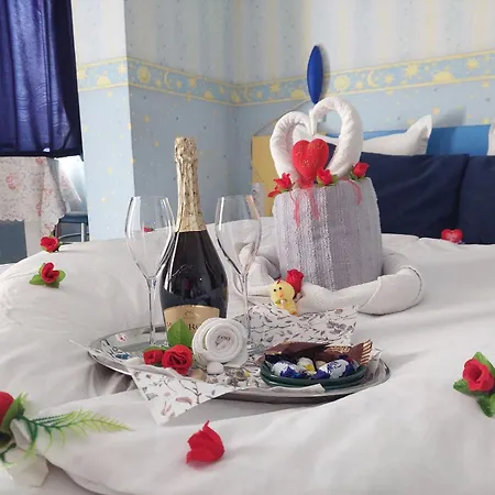 Paralax Hotel