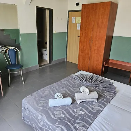Paralax Hotel